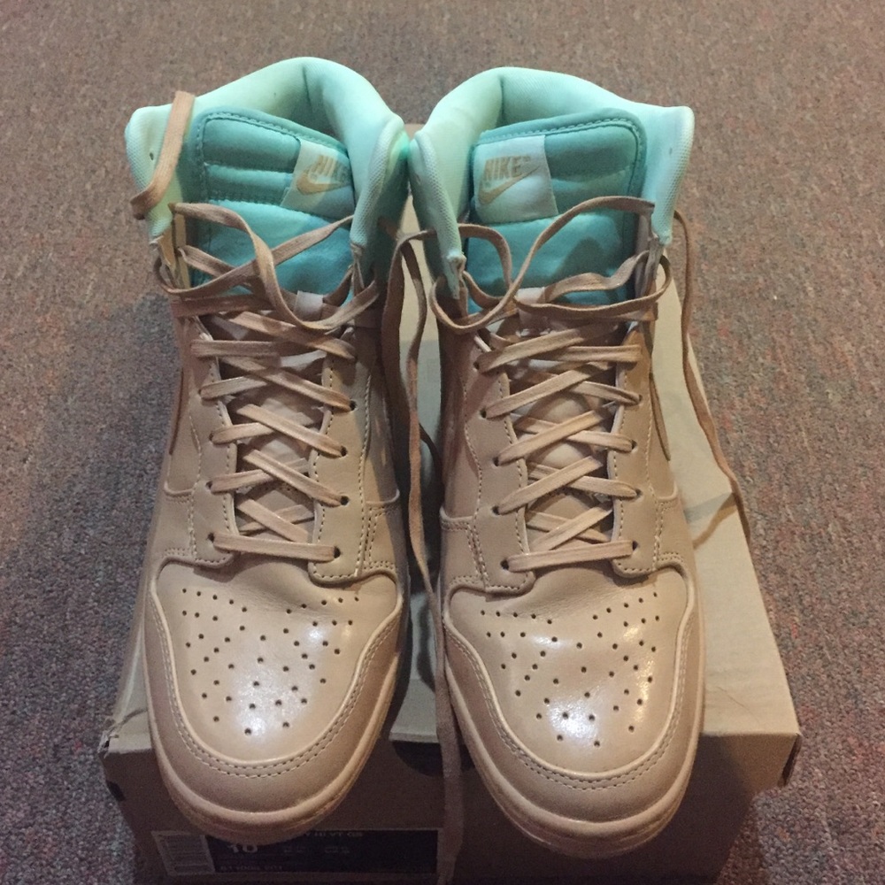 Nike Dunk Sky Hi VT QS Size 10
